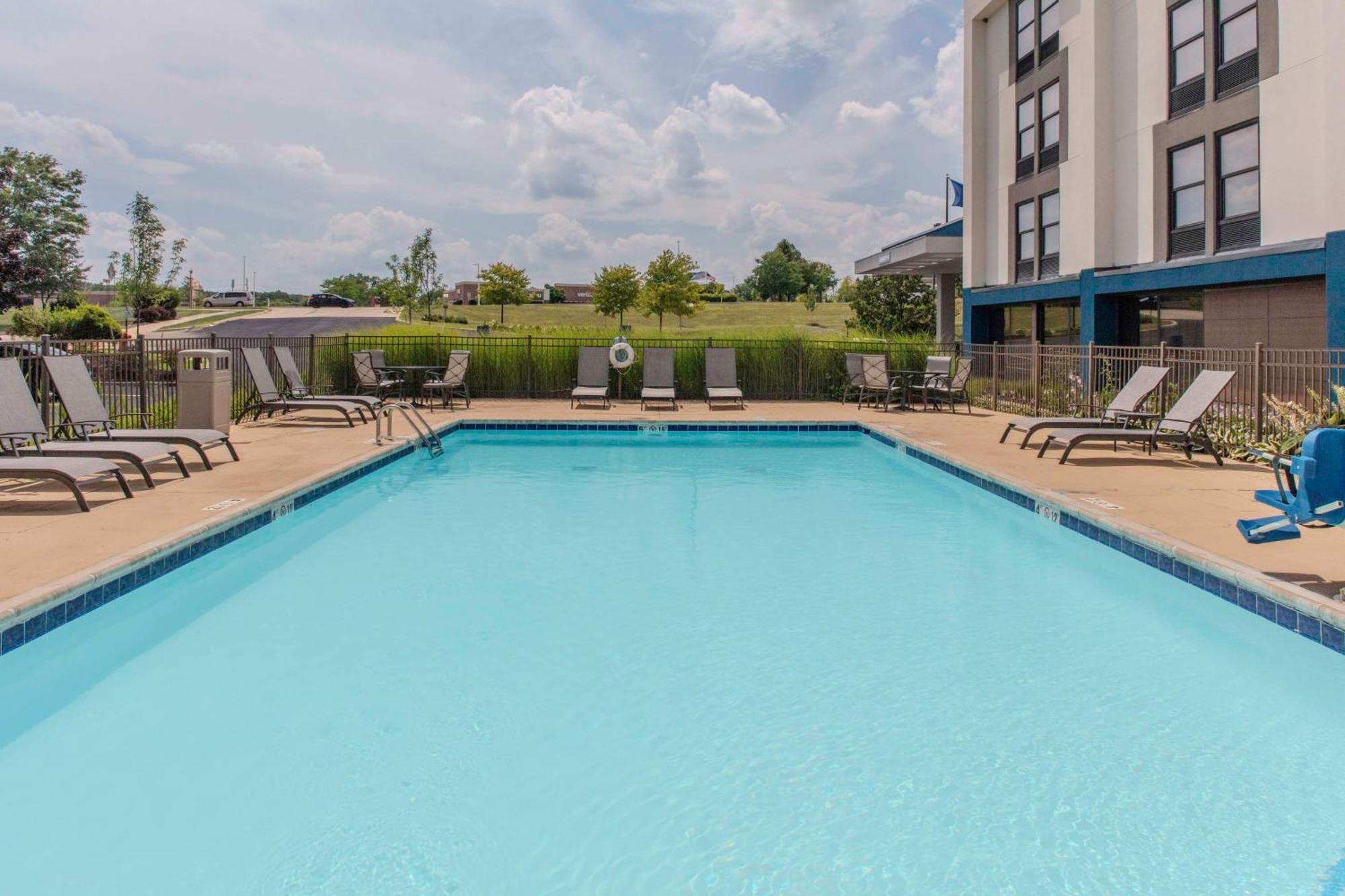 Hampton Inn Detroit Northville Exteriér fotografie