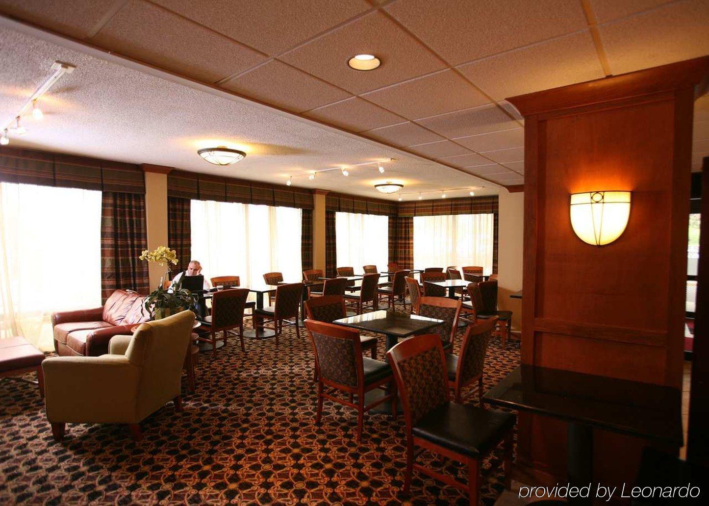 Hampton Inn Detroit Northville Restaurace fotografie