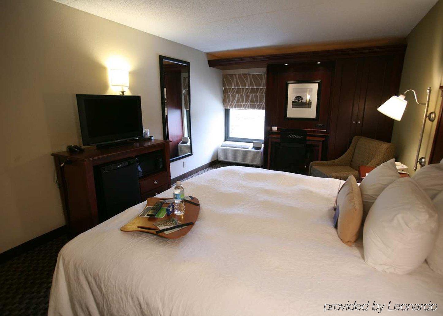 Hampton Inn Detroit Northville Pokoj fotografie
